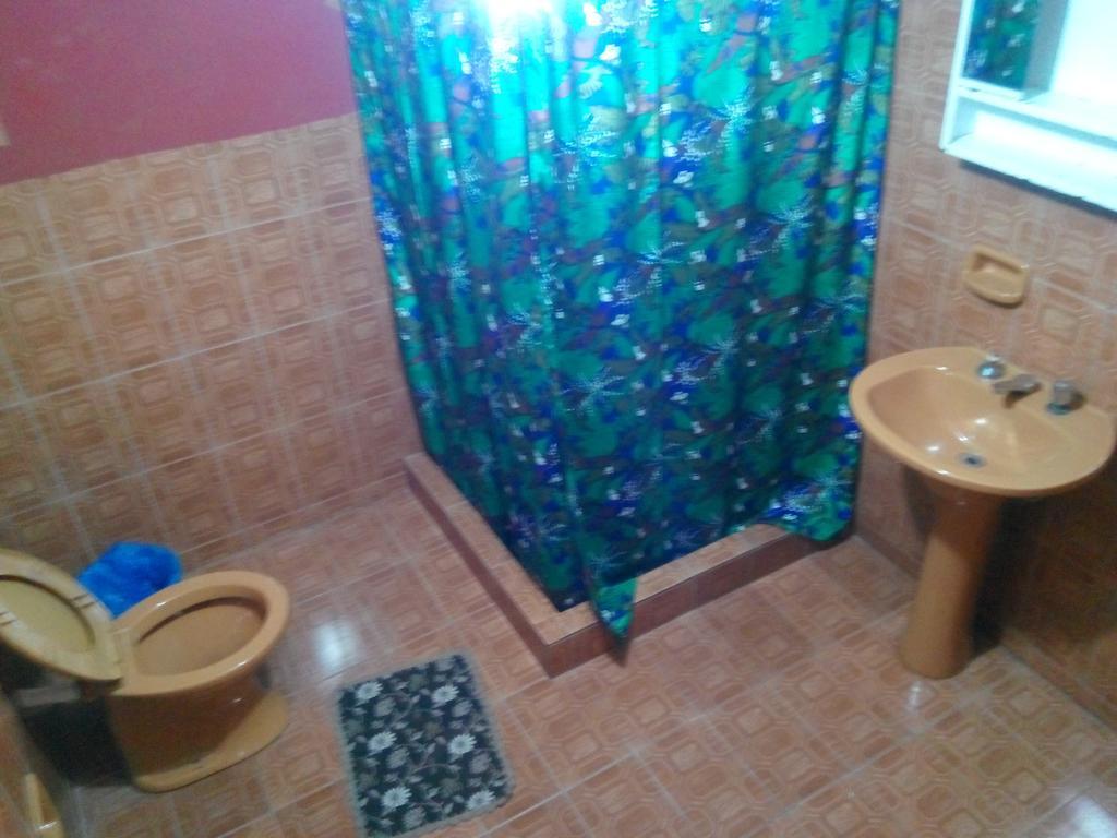 بويرتو إجوازو Iguazu Rey Hostel المظهر الخارجي الصورة