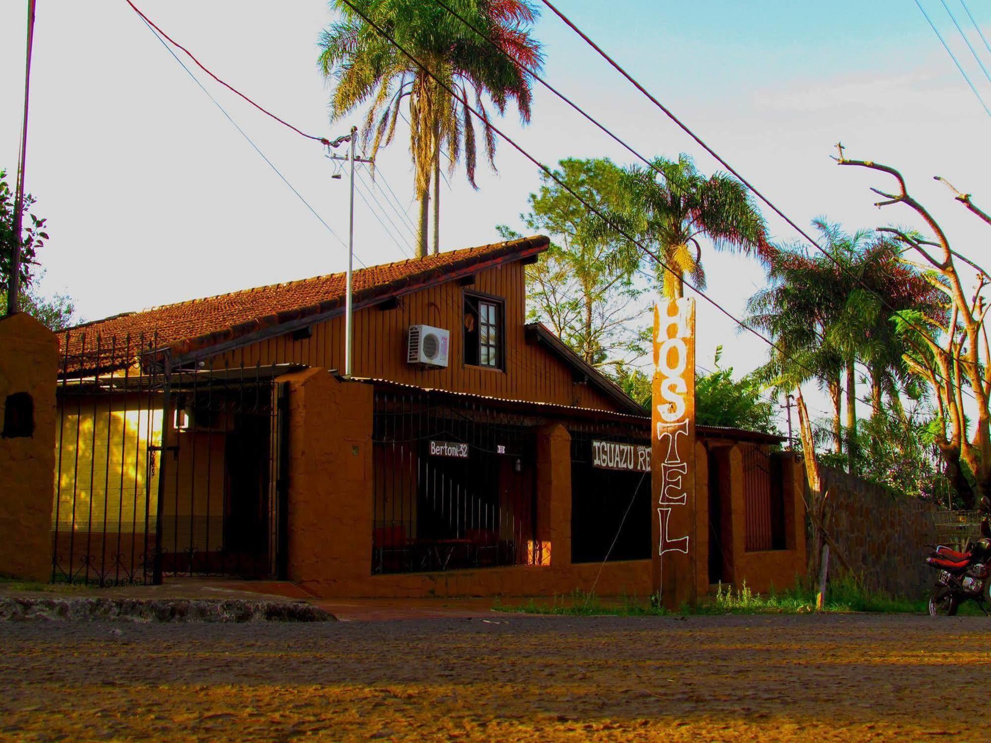 بويرتو إجوازو Iguazu Rey Hostel المظهر الخارجي الصورة